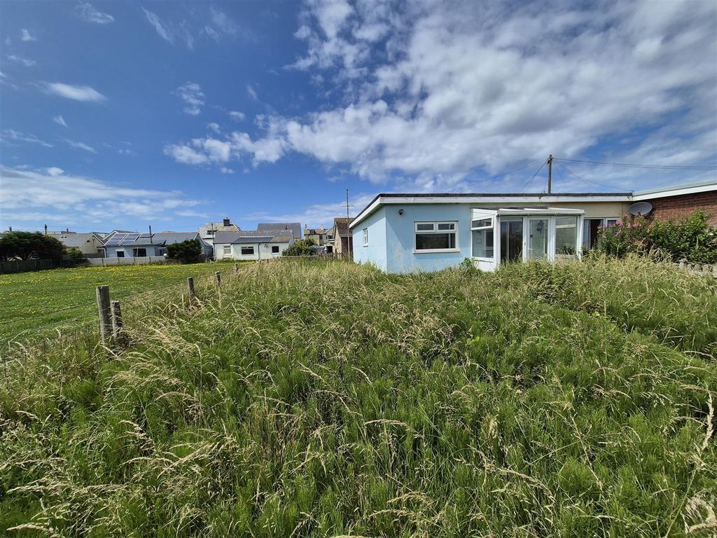 Property photo 1 of 8 1000038107.Jpg