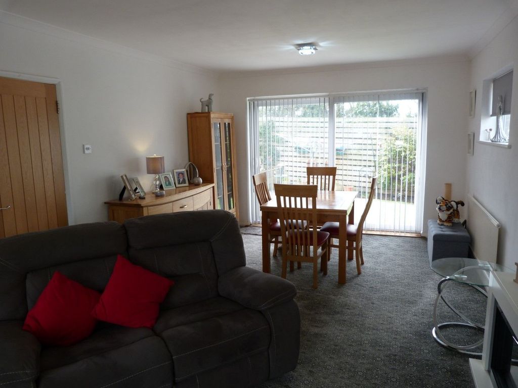 Property photo 2 of 11 Photograph 2