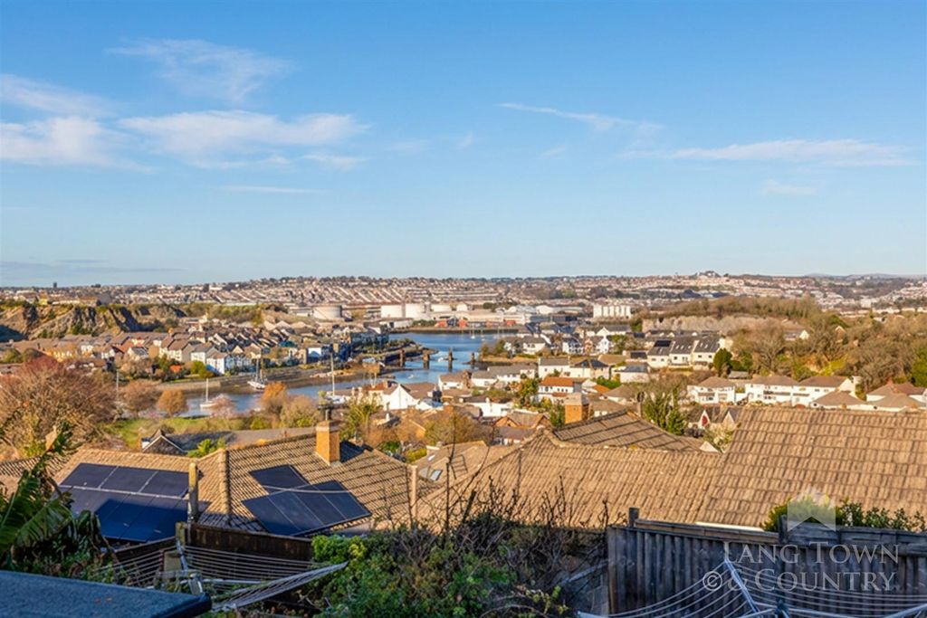 Property photo 2 of 9 0008.Jpg