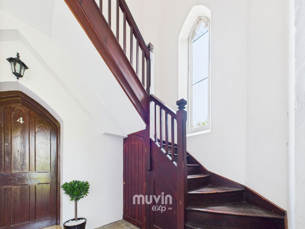 Property photo 3 of 38