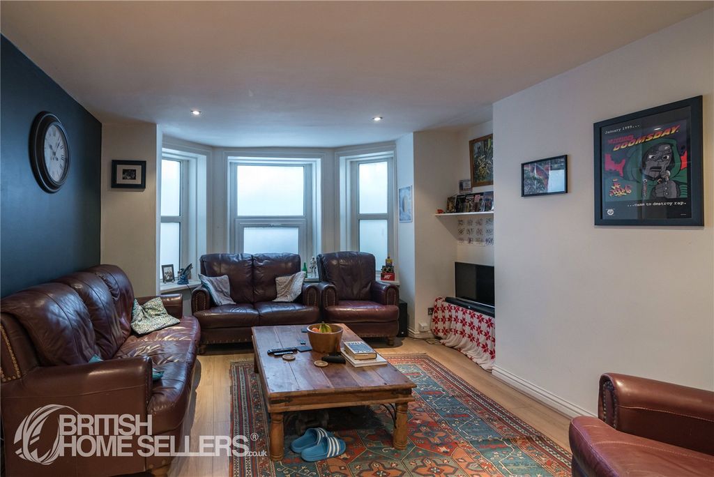 Property photo 2 of 9 Picture No. 02