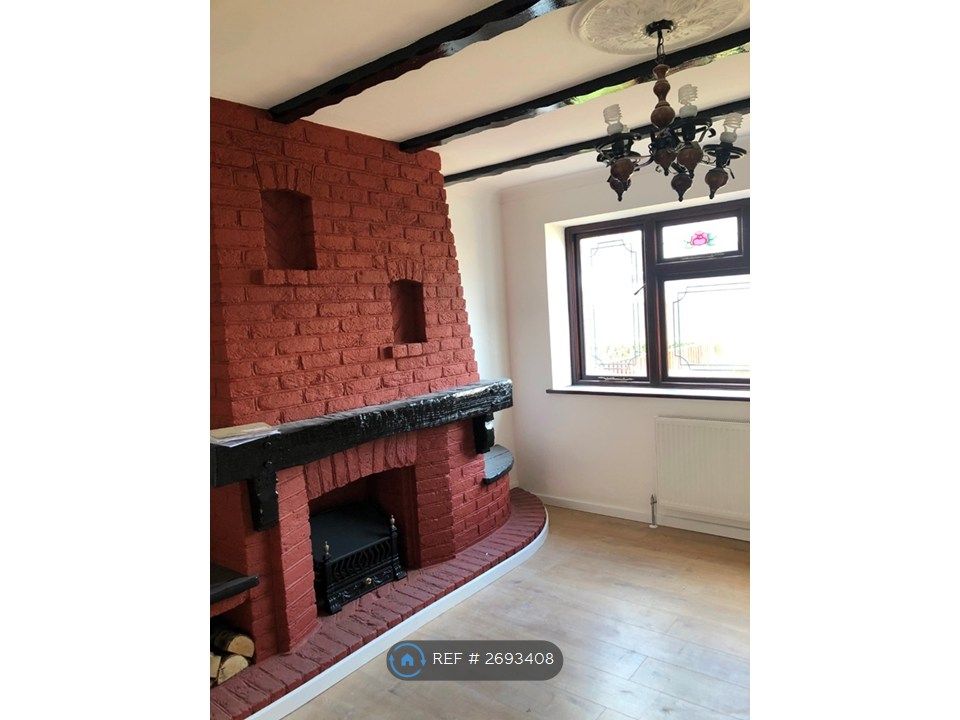 Property photo 3 of 23 Reception 1