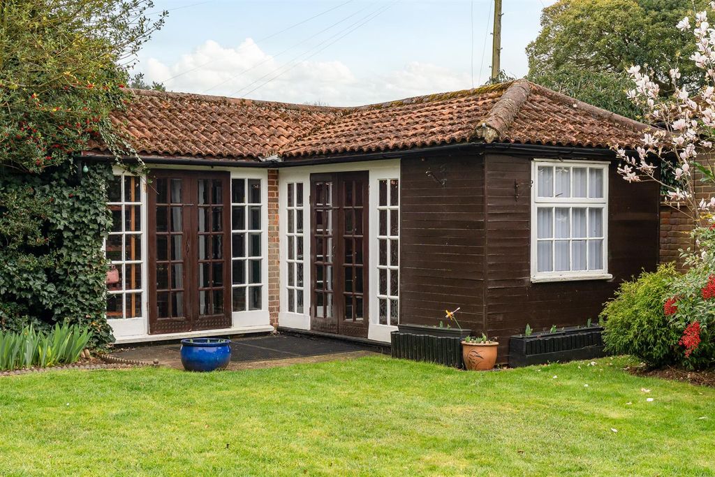 Additional image 15 of 4 bed semi-detached house for saleQueens Hill House, Queens Road, Hertford SG13