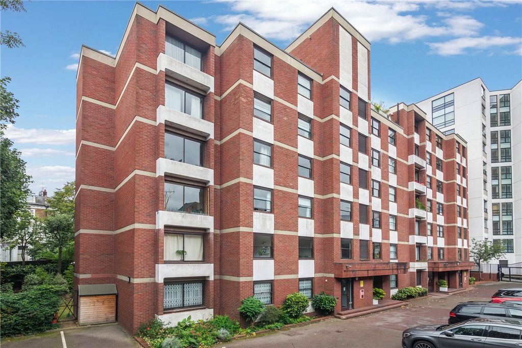 Property photo 1 of 9 Exterior