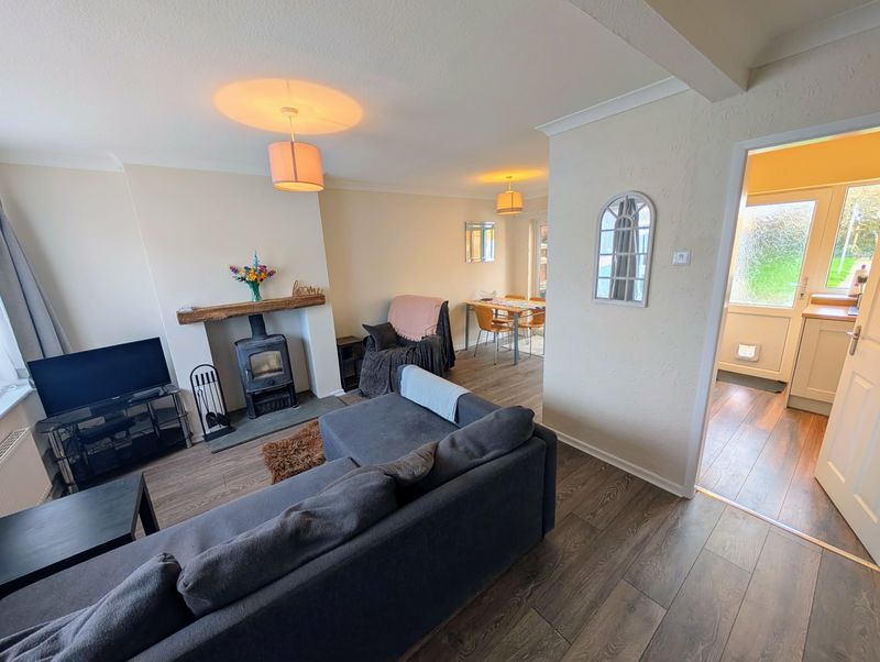 Property photo 3 of 11 Photo 4