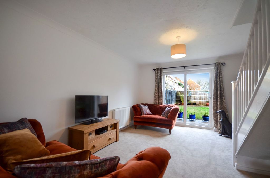 Property photo 3 of 12