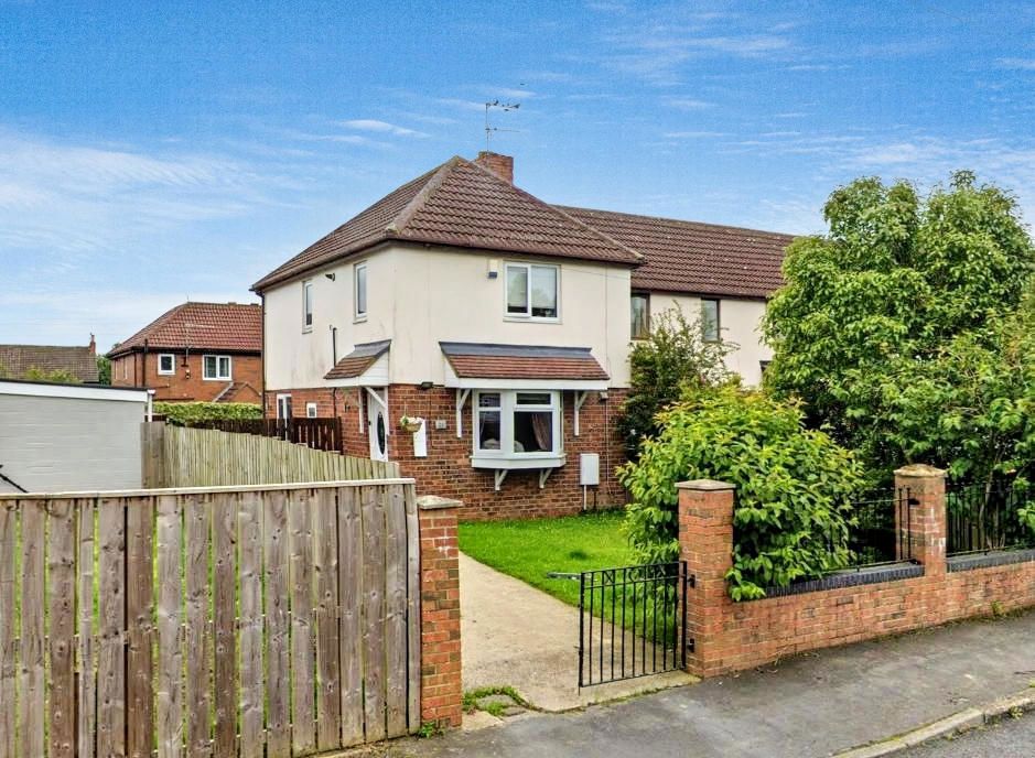 Property photo 1 of 2