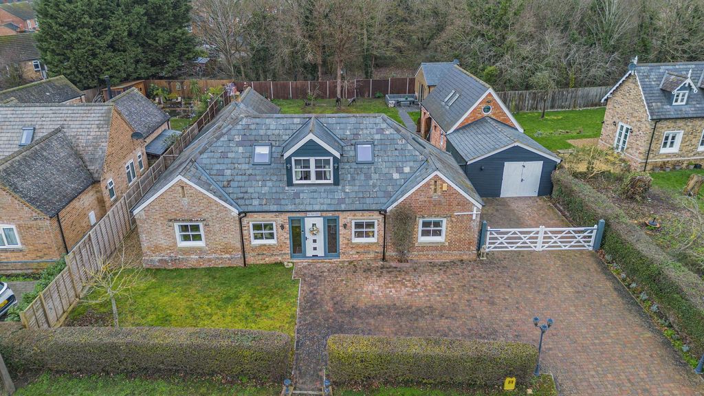 Property photo 1 of 38