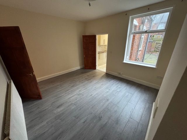 Property photo 2 of 10 Img_1254