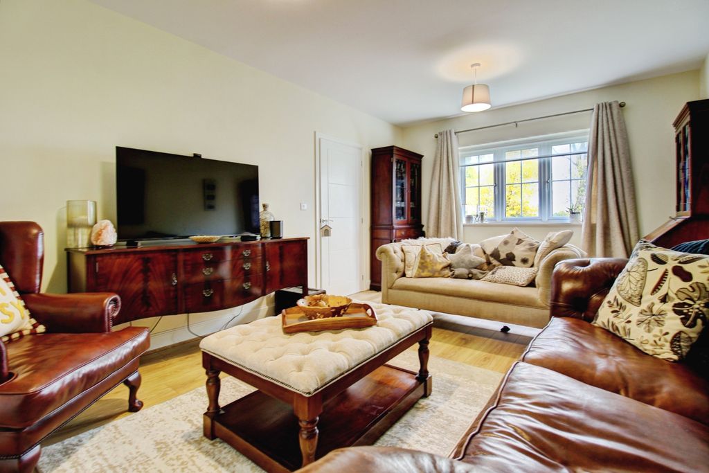 Additional image 9 of 5 bed detached house for saleFleming Drive, Lichfield WS13
