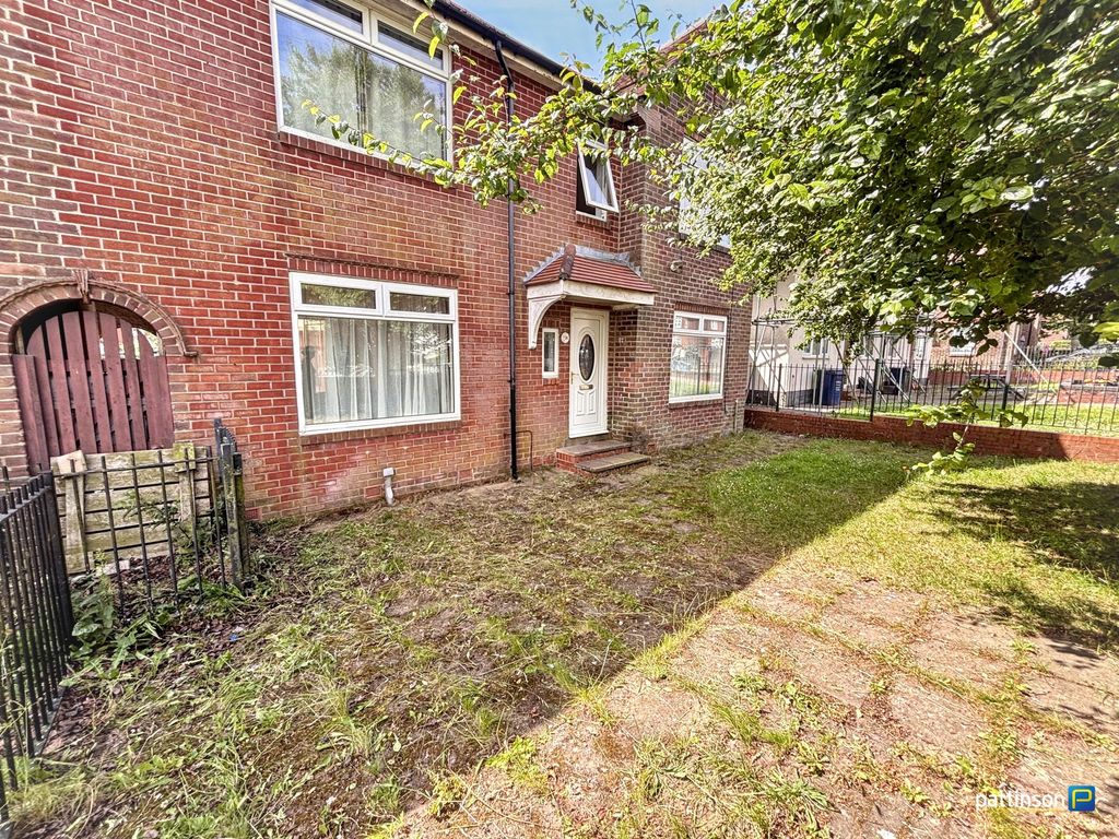 Property photo 1 of 17
