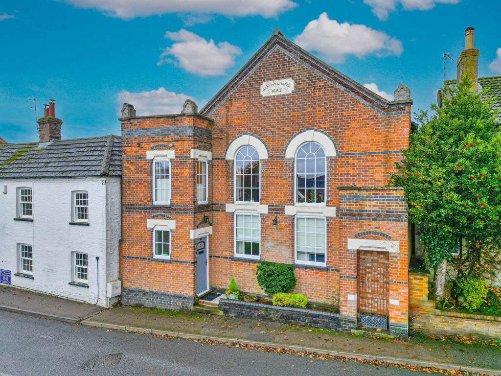 Property photo 1 of 17