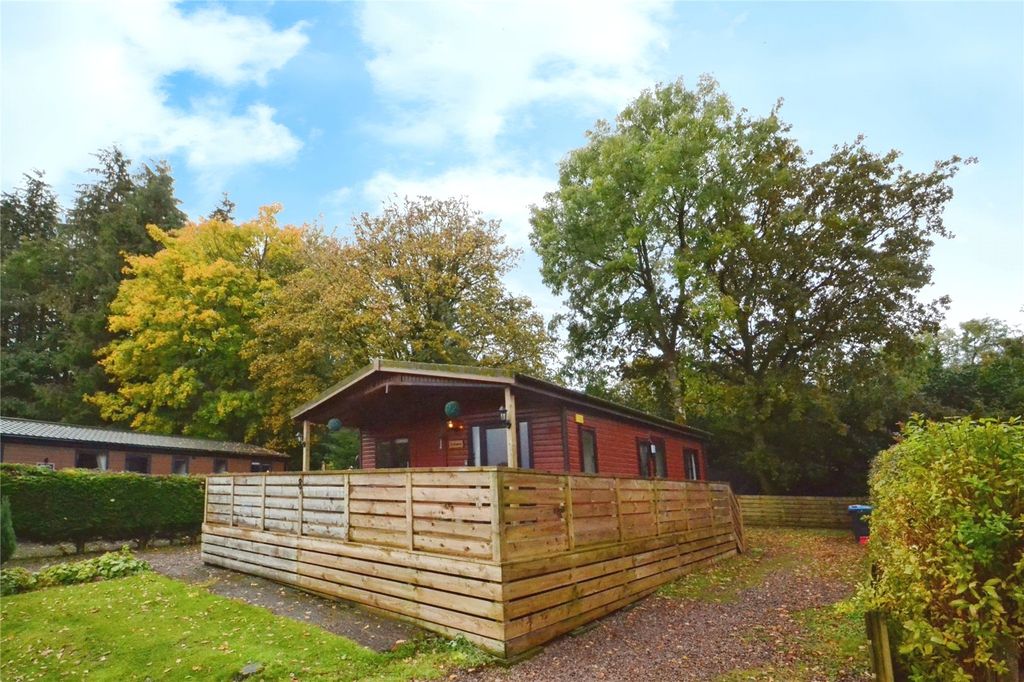 Property photo 1 of 23 Picture No. 05