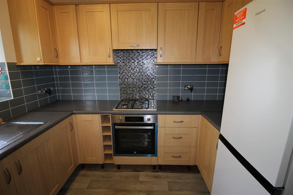 Property photo 3 of 8 Img_0761.Jpg