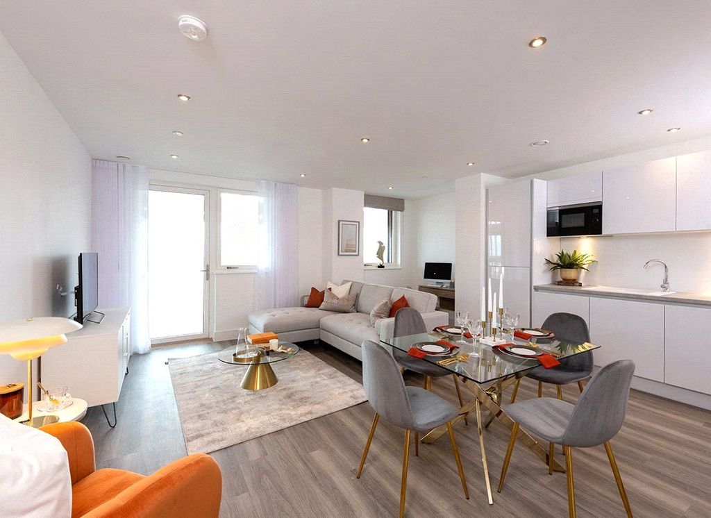 Property photo 2 of 7 Picture No. 14