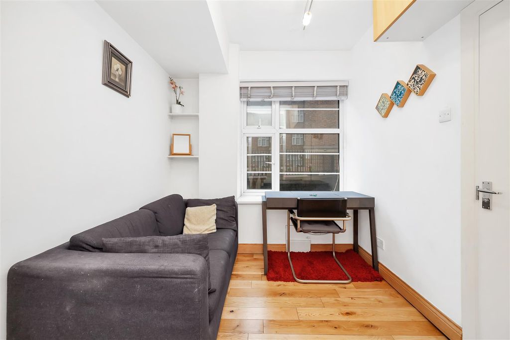 Property photo 1 of 20