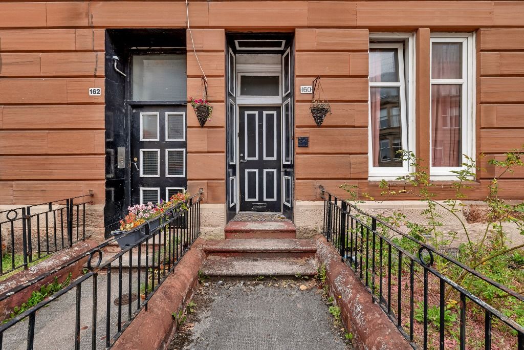 Property photo 2 of 22