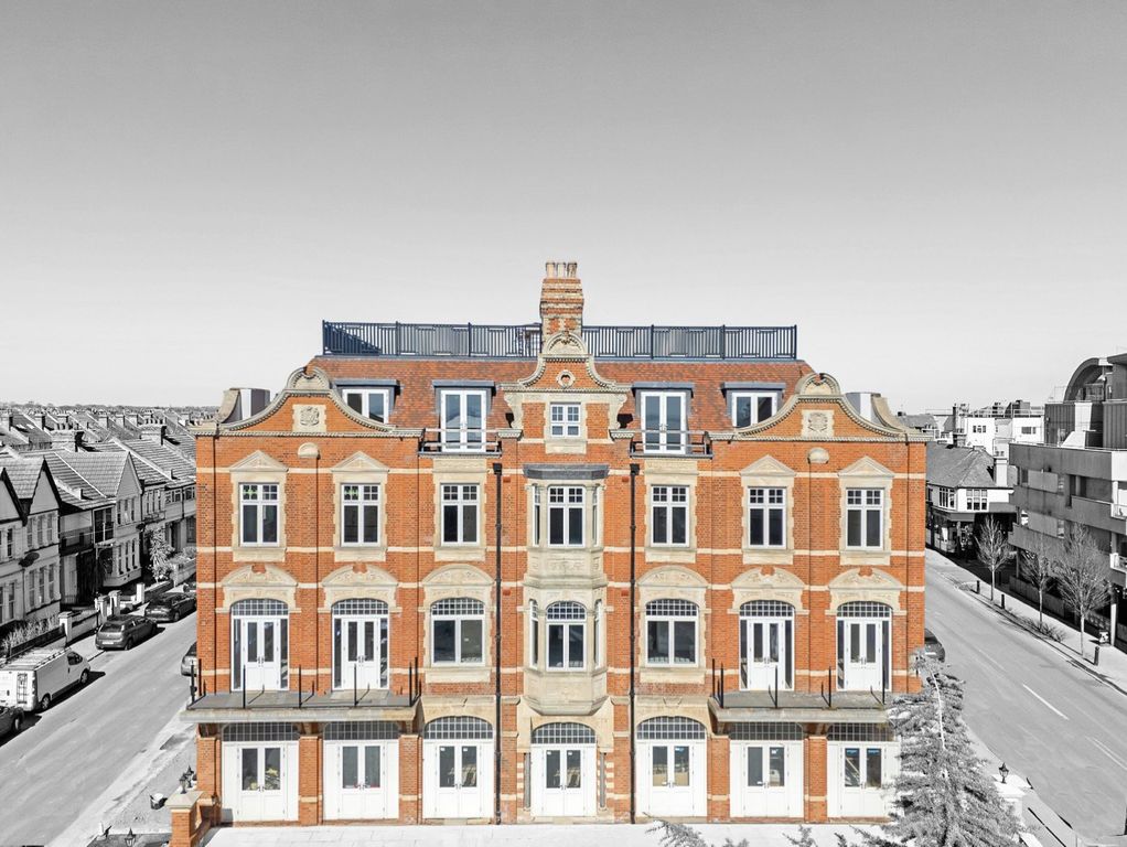 Property photo 1 of 14 The Grand Apartments Leigh-On-Sea