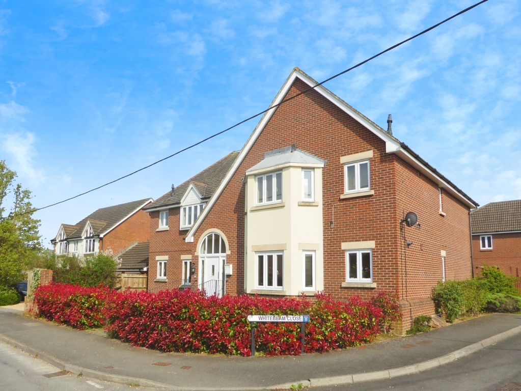 Property photo 1 of 8 Front