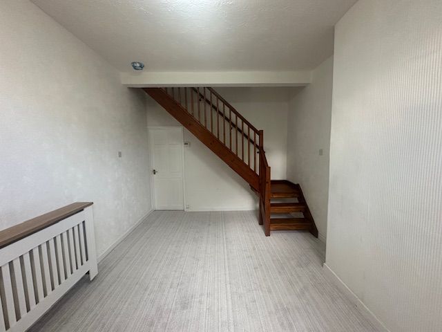 Property photo 2 of 37 Image