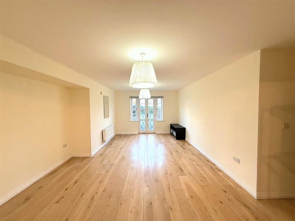 Property photo 2 of 7 Recep.Jpeg