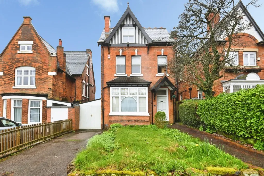 Bishops Road, Sutton Coldfield B73 - View 3