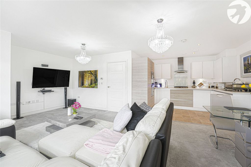 Property photo 3 of 18 Open Plan Living