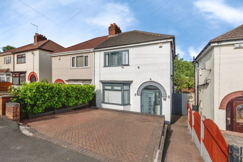 Property photo 1 of 22