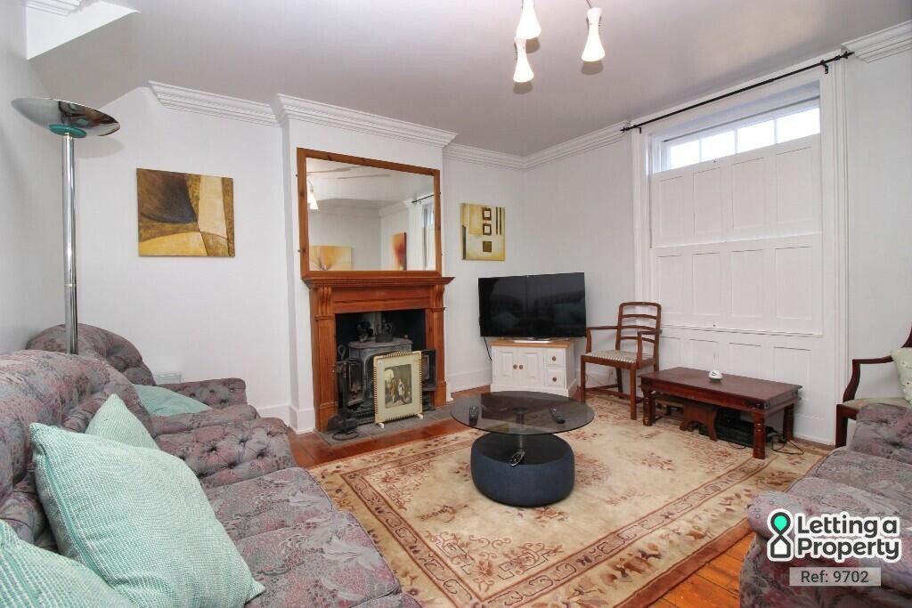 Property photo 3 of 23