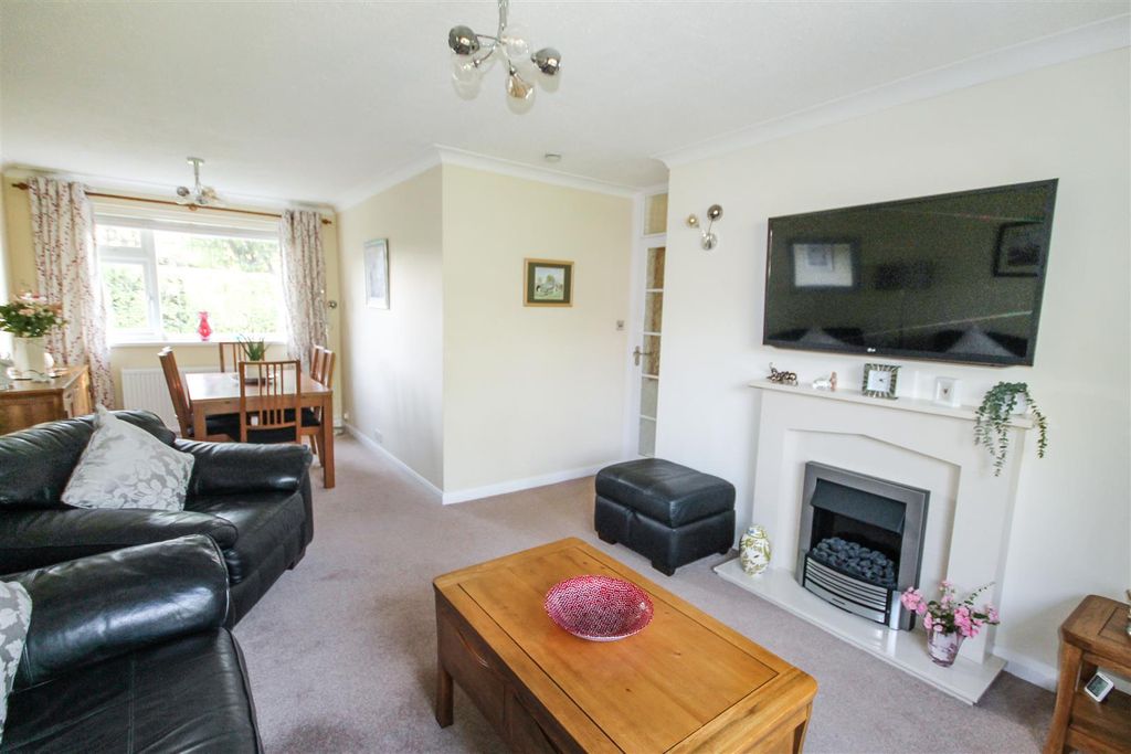 Property photo 3 of 19