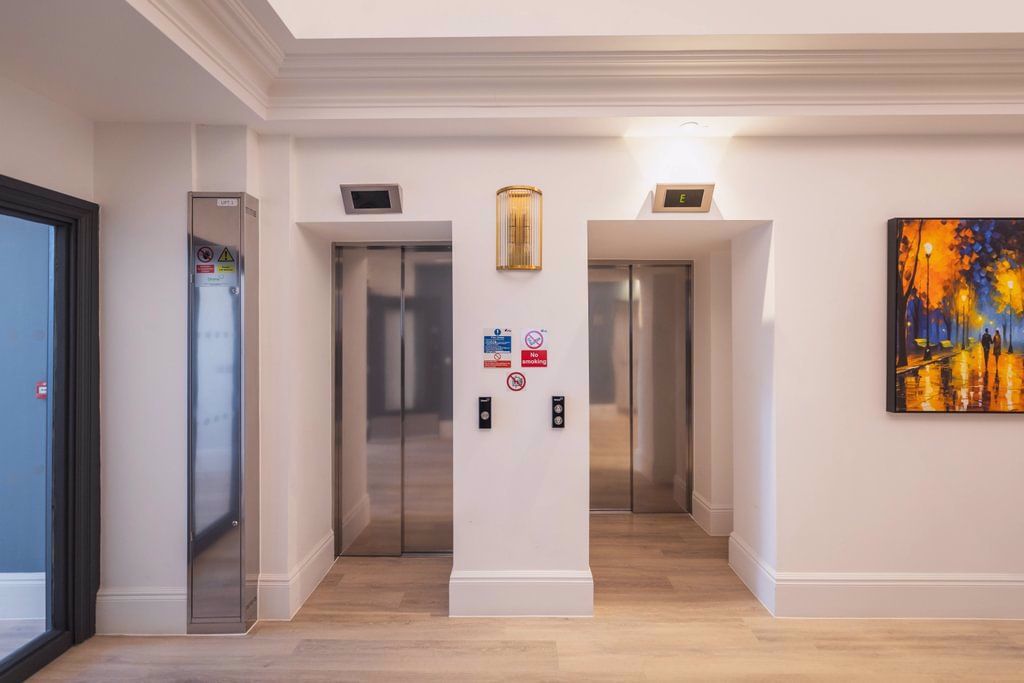 Property photo 3 of 12