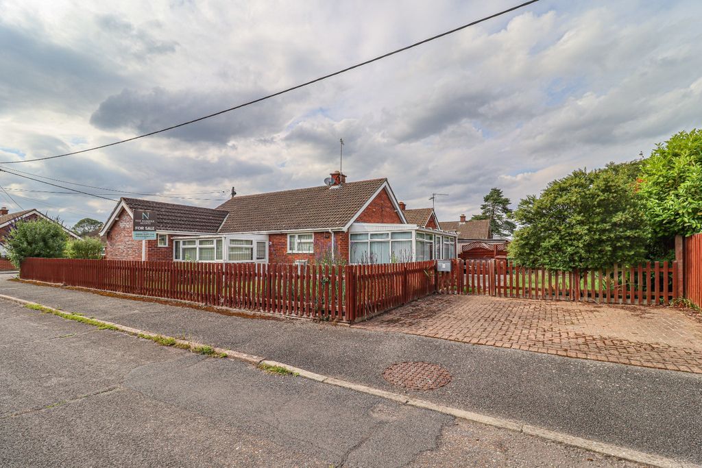Property photo 1 of 17 4588794