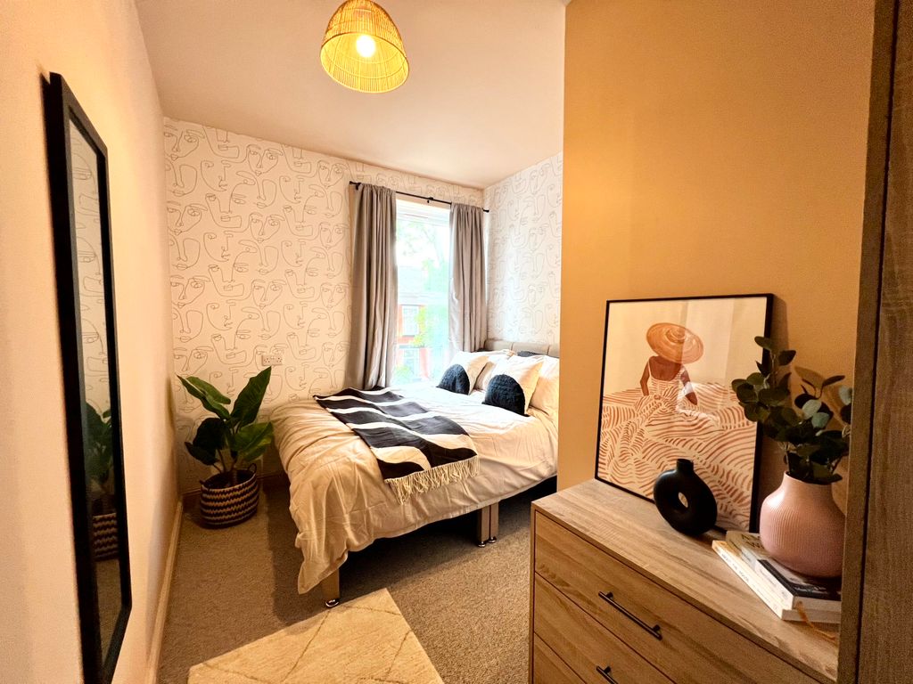 Property photo 3 of 13 Img_3282