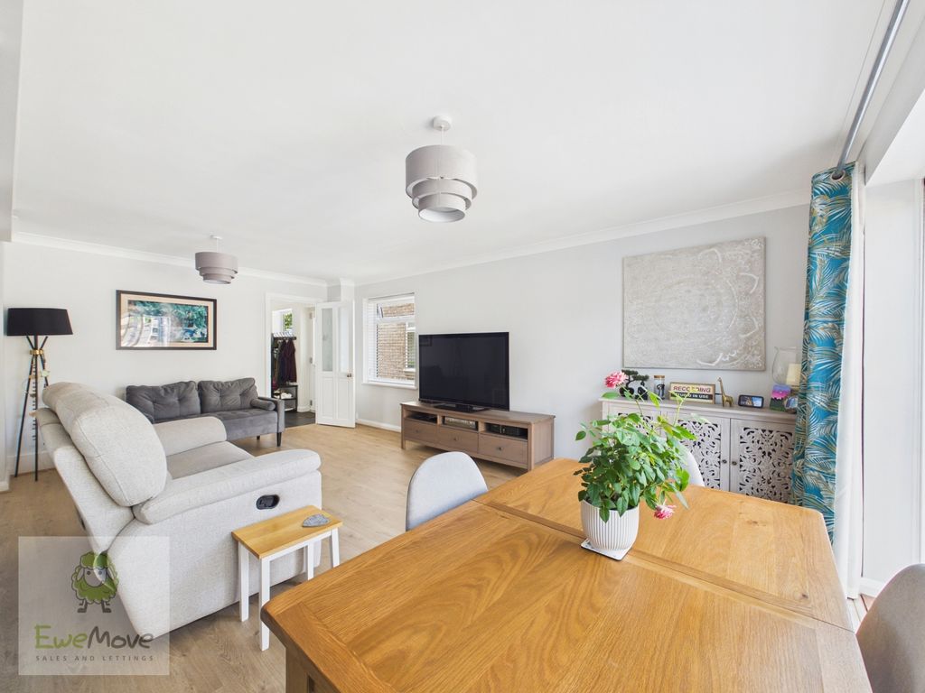 Property photo 3 of 19 Living Dining Room