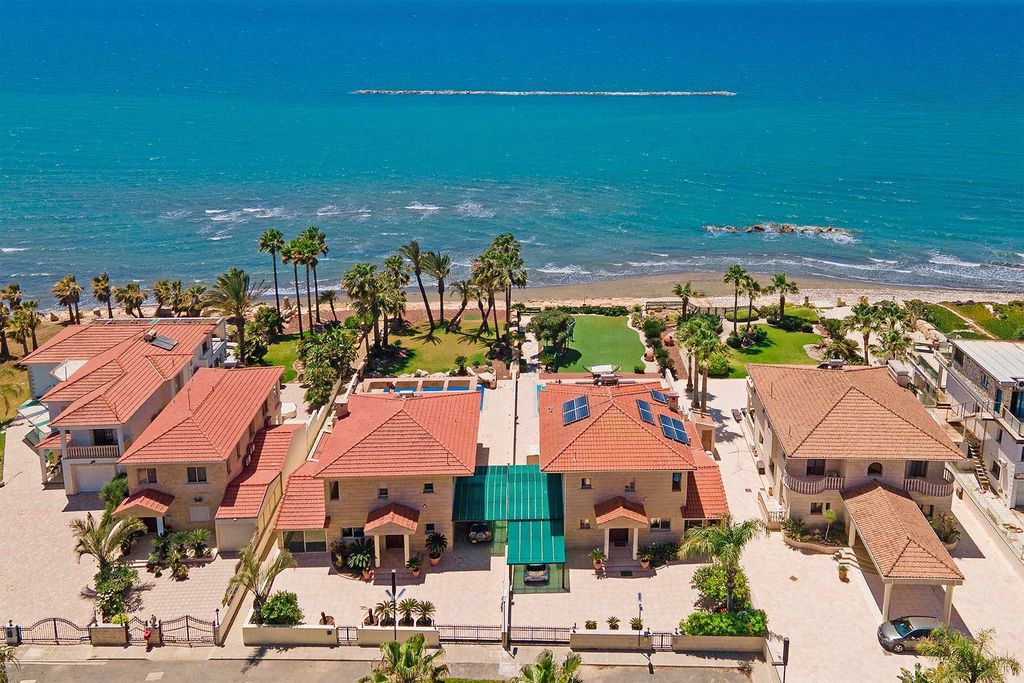 Property photo 1 of 30