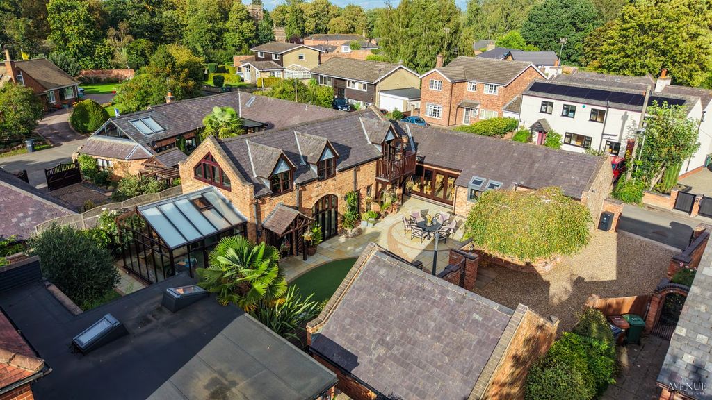 Property photo 2 of 37 55301513