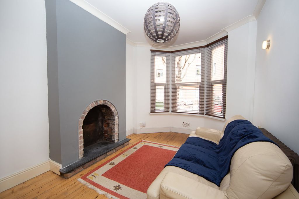 Property photo 2 of 16