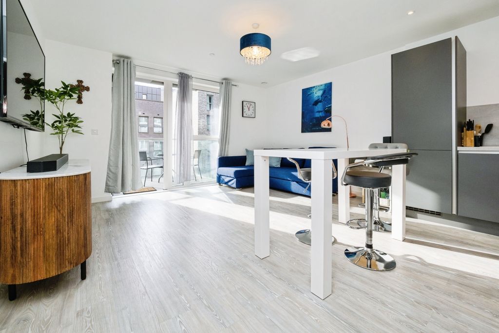 Property photo 1 of 20 1