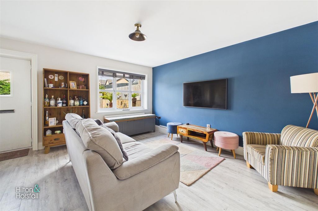 Property photo 3 of 18 Towler Drive