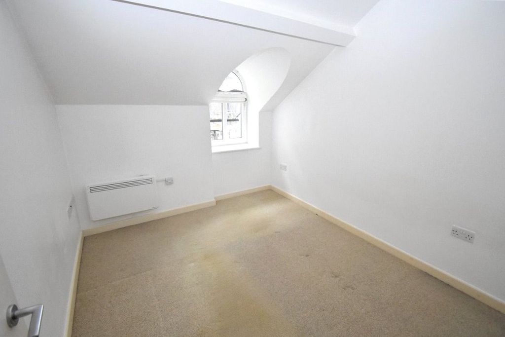 Property photo 2 of 8 Picture No. 02