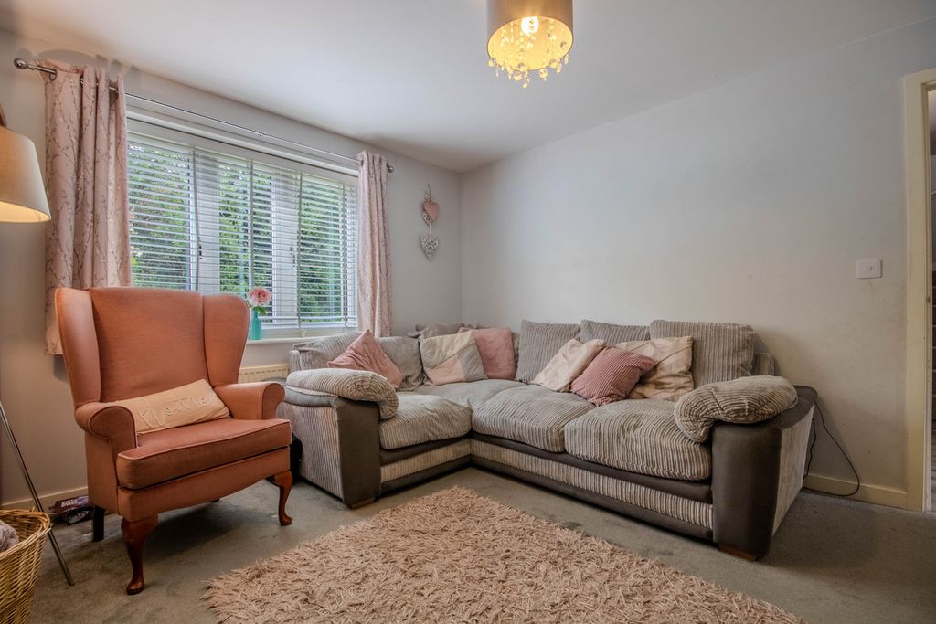 Property photo 3 of 26