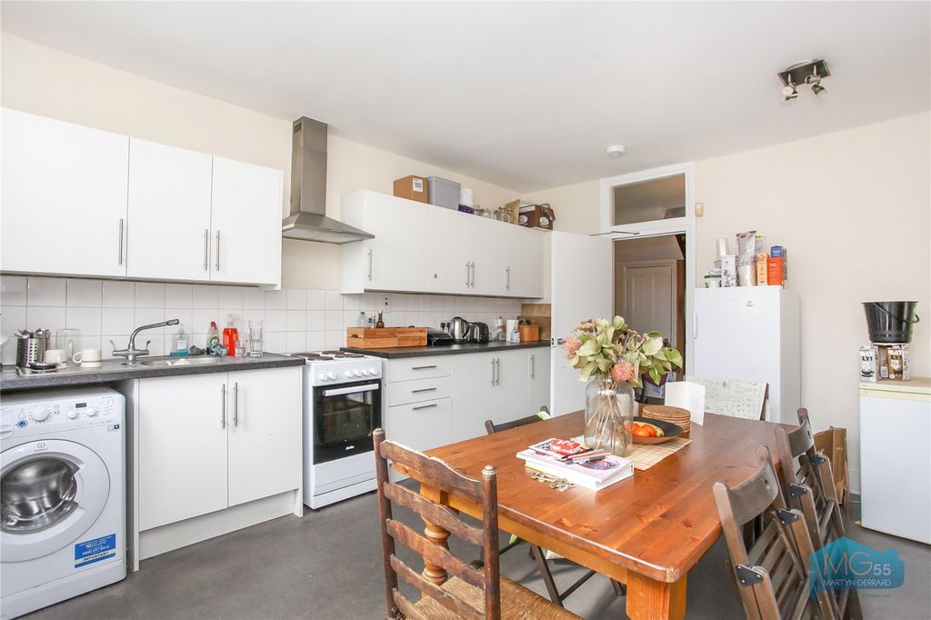 Property photo 1 of 13 Picture No. 19