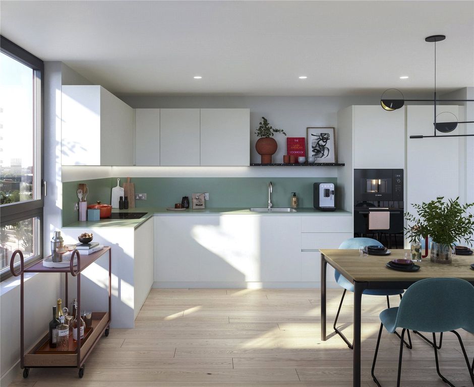 Property photo 3 of 10 Kitchen