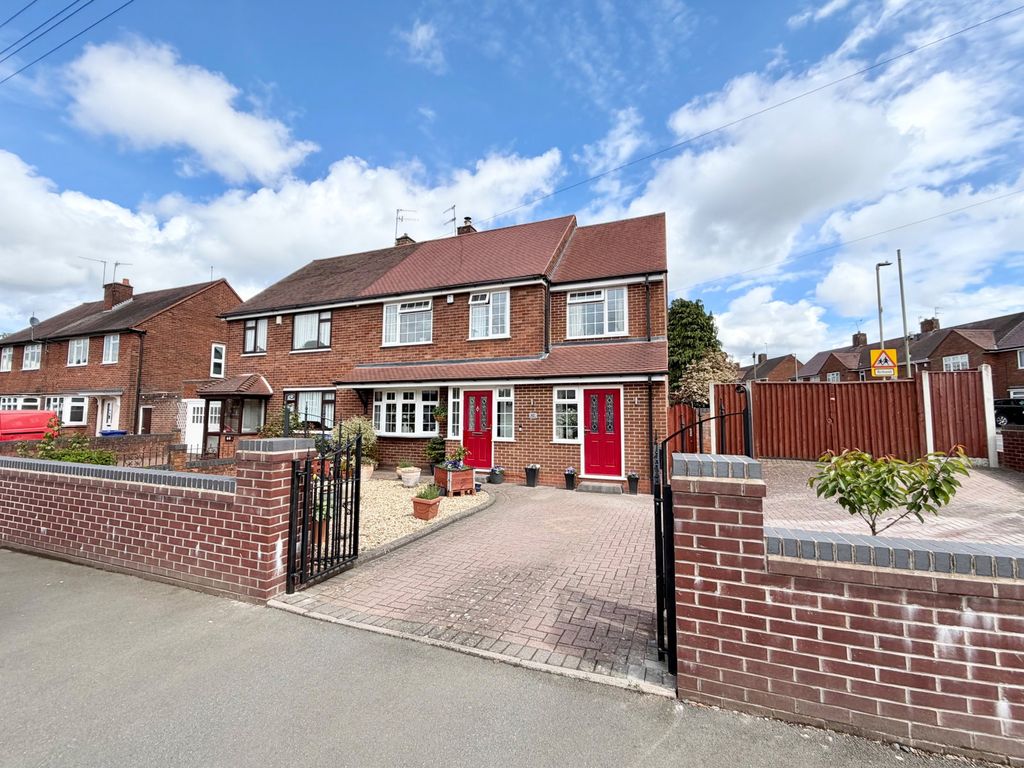 Property photo 1 of 40