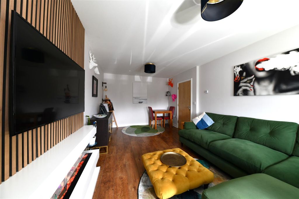 Property photo 3 of 21 Dsc_5642.Jpg