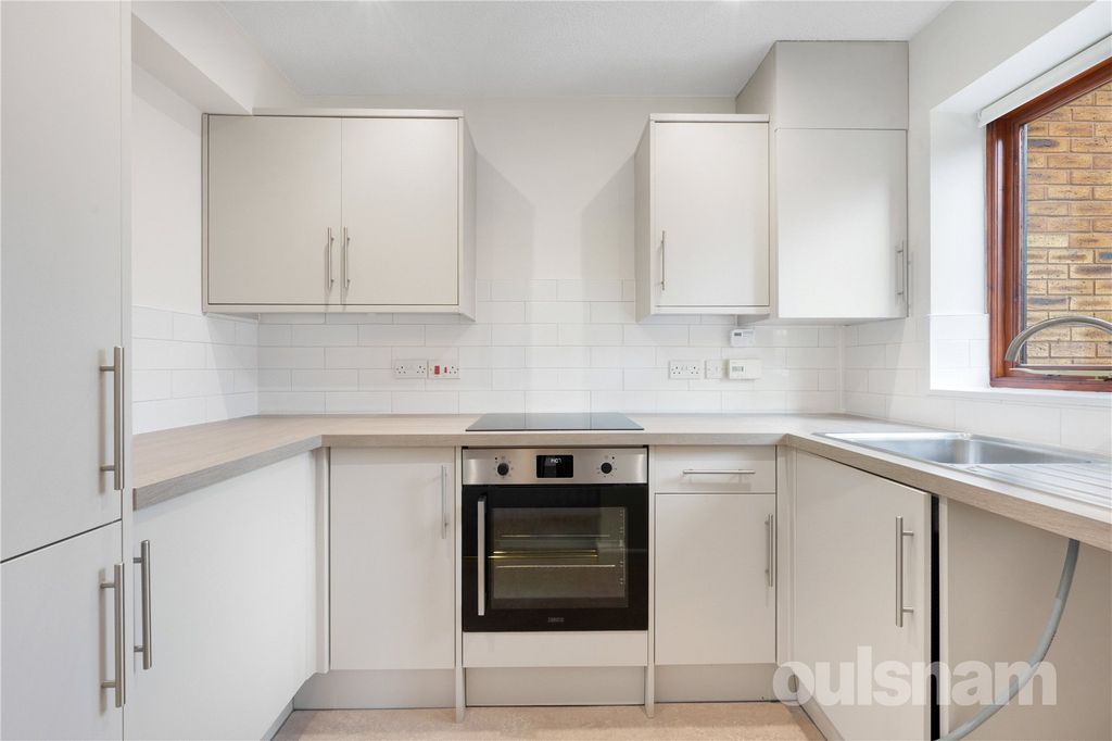 Property photo 3 of 11 Picture No. 08