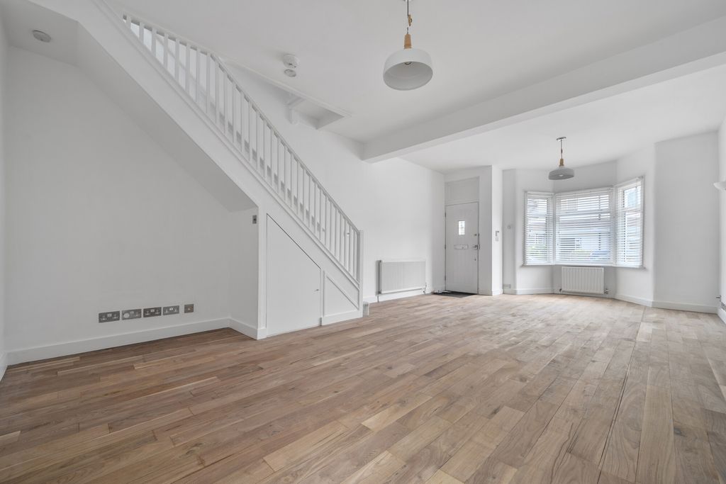 Property photo 2 of 19 Reception Room