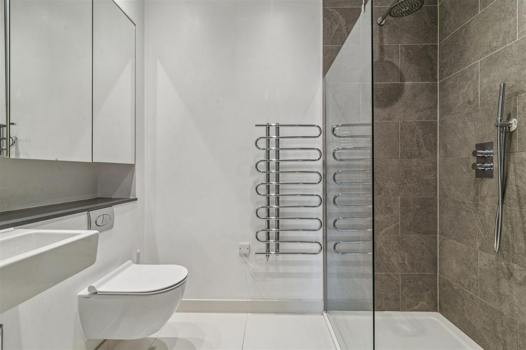 Property photo 2 of 14 11.Jpg