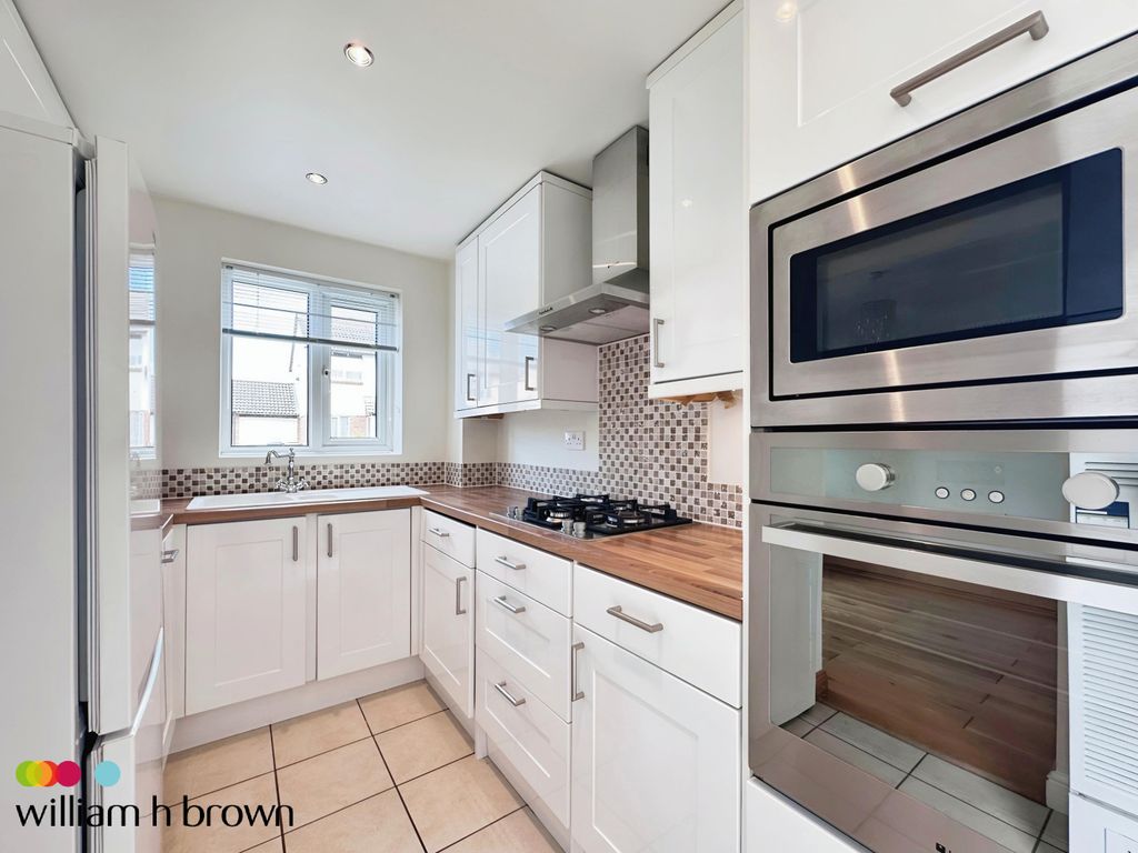 Property photo 2 of 14 Image