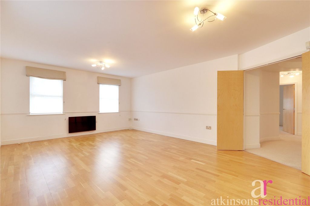 Property photo 2 of 25 Picture No. 14